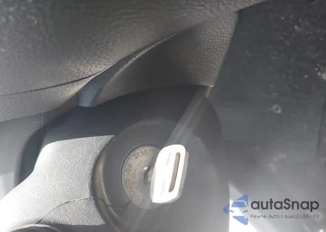 2012 Toyota Yaris z USA, uszkodzony, nr VIN JTDBT4K3XCL012061